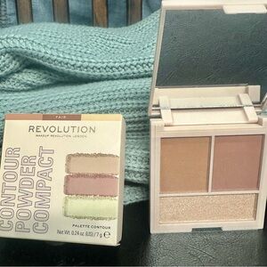 Revolution Contour Powder Compact - Fair